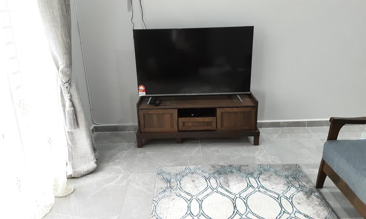 Villa Hijau Guest House Kampong Sura Tengah Ngoại thất bức ảnh